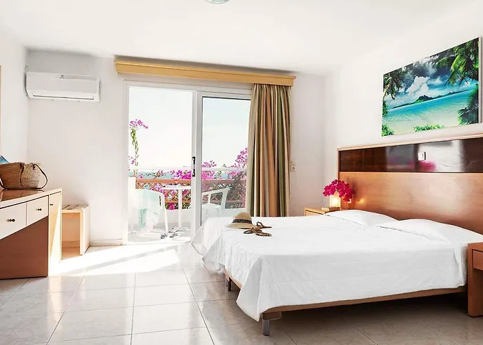 Minos Hotel Kárpatos